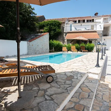Udoni With Pool Apartman Umag